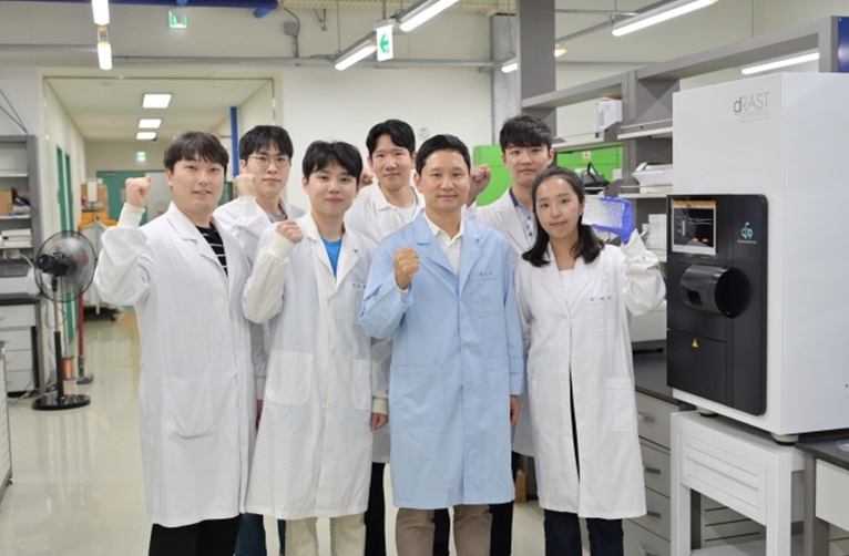▲ uRAST를 개발한 권성훈 교수팀
