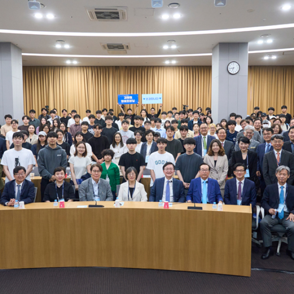 서울대 무대에 선 ‘영원한 청년’ 김재철, ‘인생의 파도를 넘는 법’ 도전과 혁신의 메시지