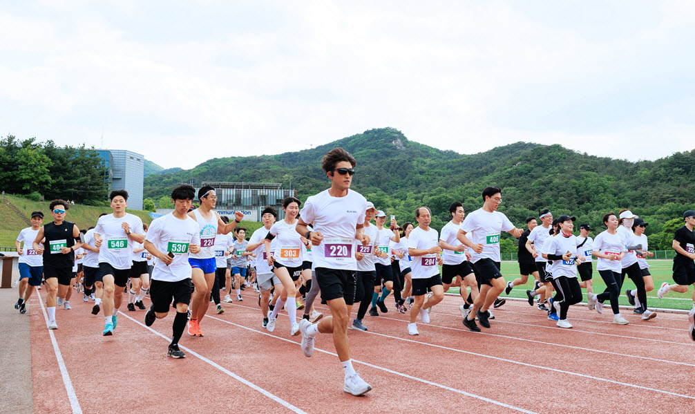 5월 19일(금) 종합운동장에서 열린 ‘2023 서울대학교 종합마라톤 대회’