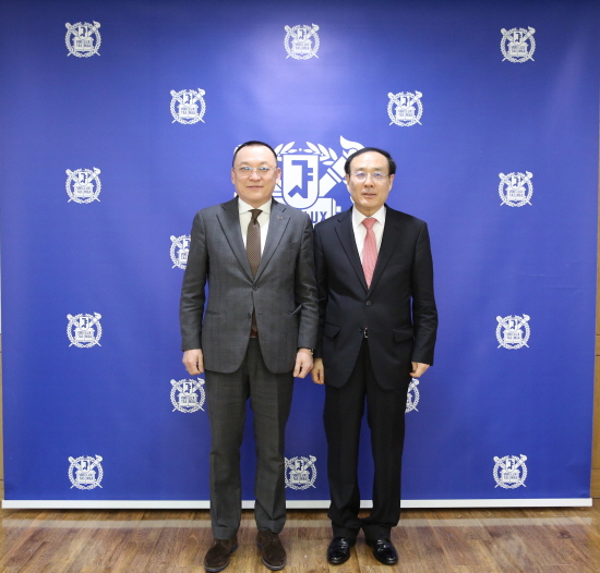 야드마 투무르바타 몽골국립대학교 총장과 오세정 총장