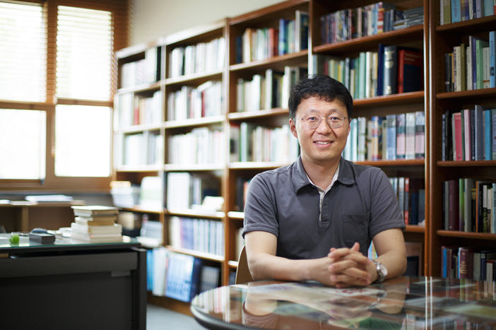 김현진 교수